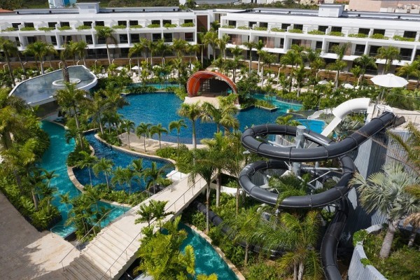 Dreams Onyx Resort & Spa